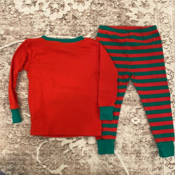 Carter’s 18M Christmas Sleeper Set - Picture 8 of 8